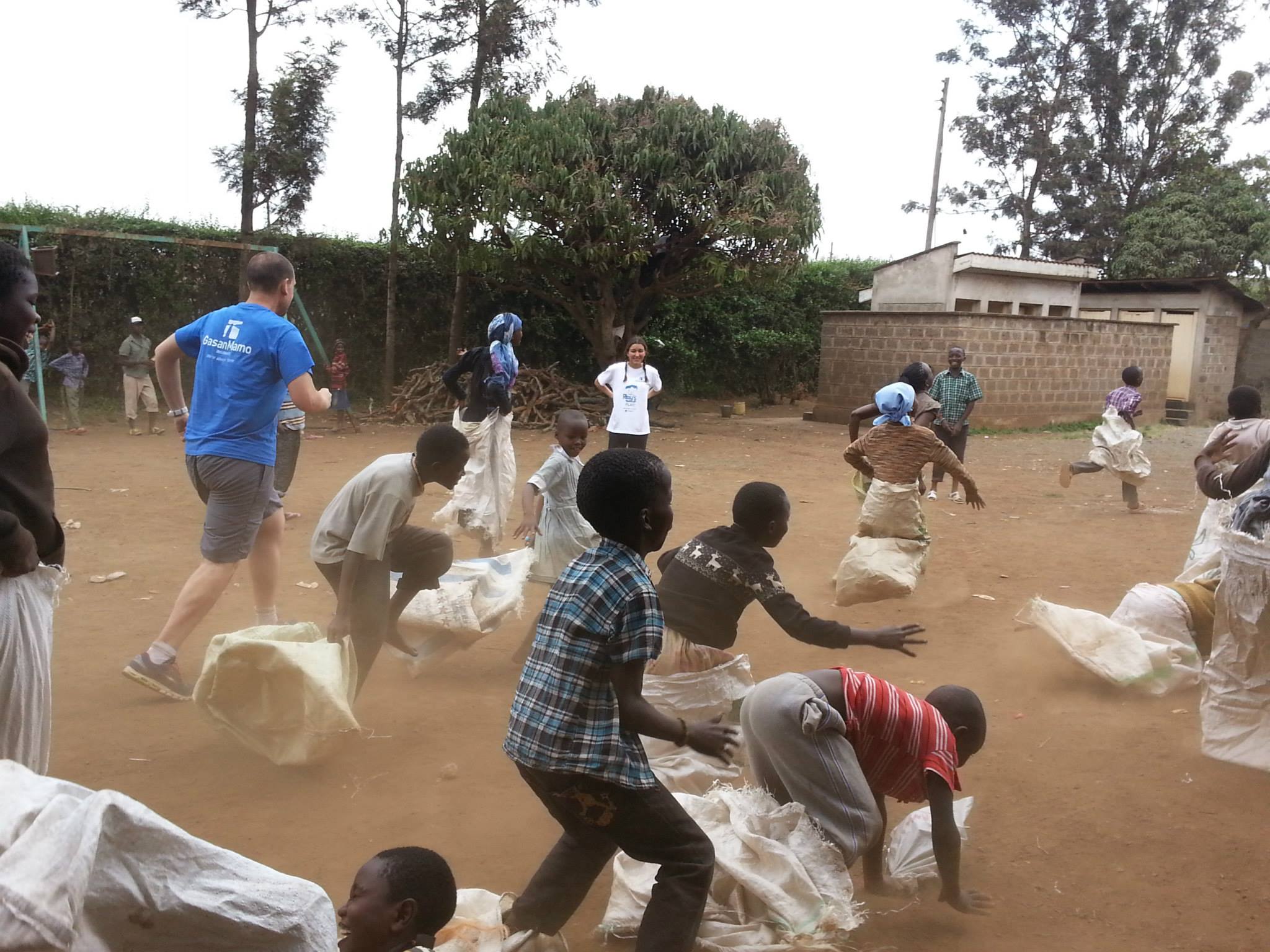 GasanMamo employee volunteers with Karibu in Kenya